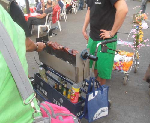 Rollbraten Grill Rollator